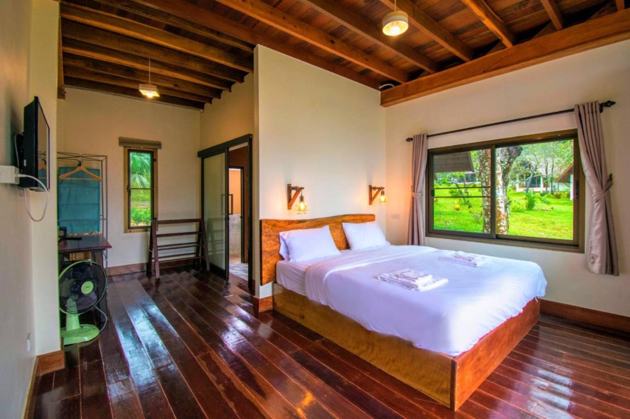 Phayamas Private Beach Resort And Island Brew - Adults Only Koh Phayam Exterior photo
