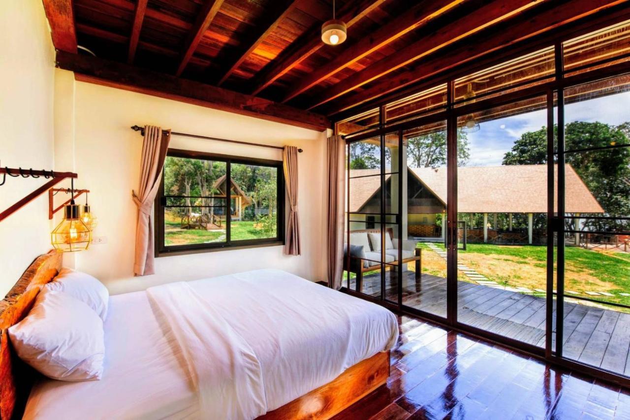 Phayamas Private Beach Resort And Island Brew - Adults Only Koh Phayam Exterior photo