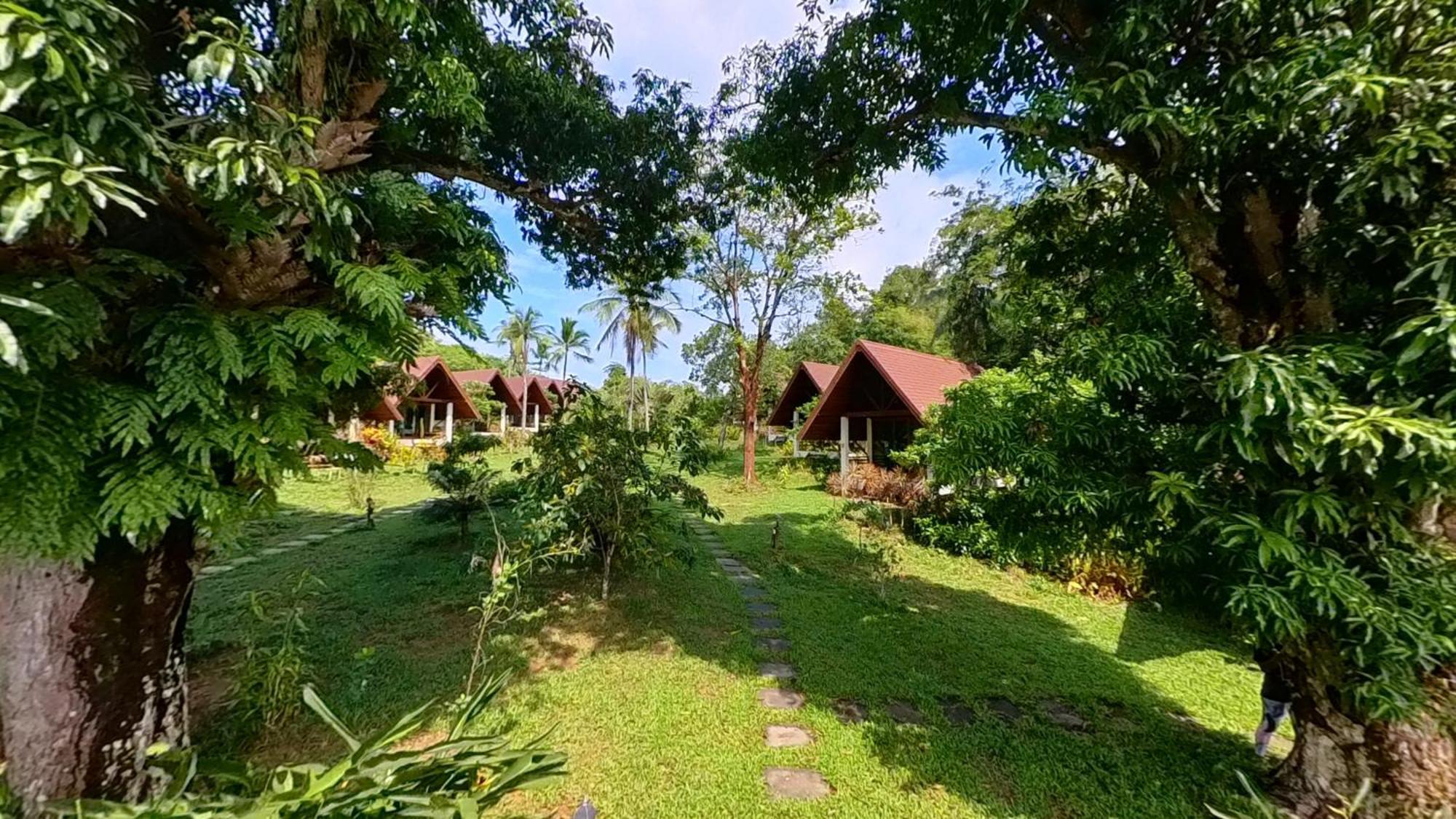 Phayamas Private Beach Resort And Island Brew - Adults Only Koh Phayam Exterior photo