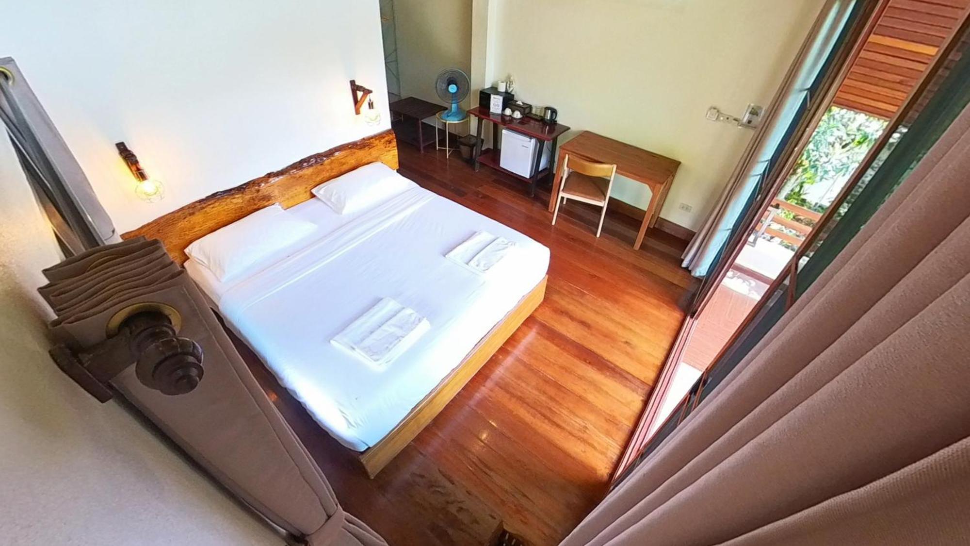 Phayamas Private Beach Resort And Island Brew - Adults Only Koh Phayam Room photo