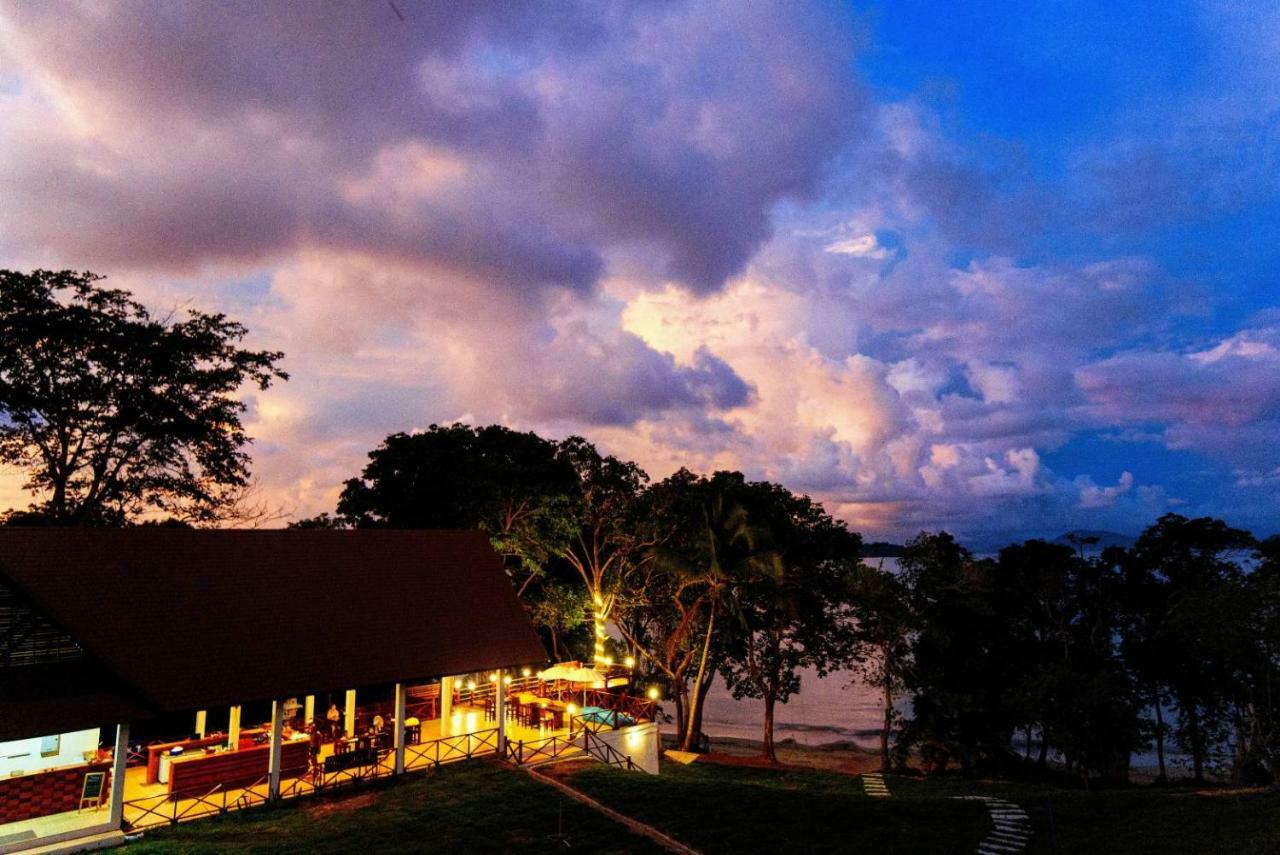 Phayamas Private Beach Resort And Island Brew - Adults Only Koh Phayam Exterior photo