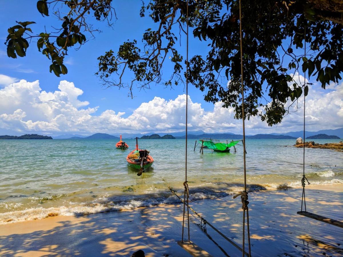 Phayamas Private Beach Resort And Island Brew - Adults Only Koh Phayam Exterior photo